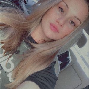 Meet your Posher, Taylar